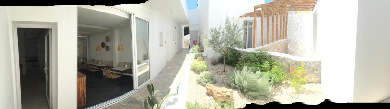 Aellia Hotel & Suites Leros Lakkion Bagian luar foto