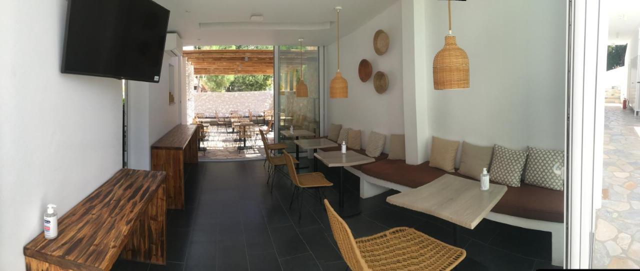 Aellia Hotel & Suites Leros Lakkion Bagian luar foto