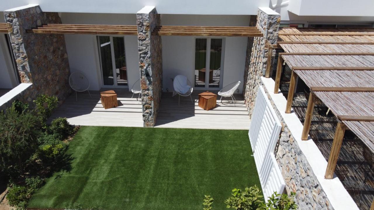 Aellia Hotel & Suites Leros Lakkion Bagian luar foto