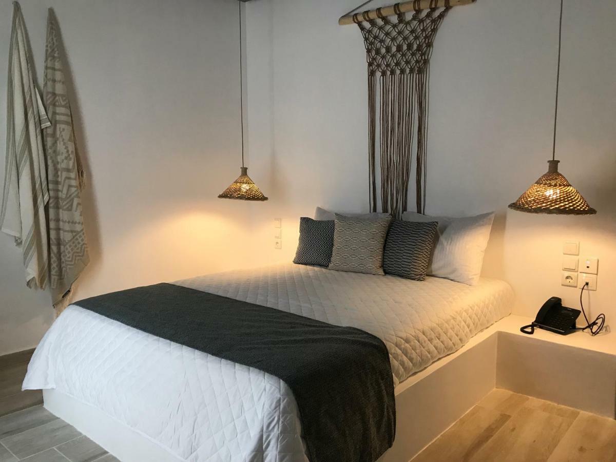 Aellia Hotel & Suites Leros Lakkion Bagian luar foto